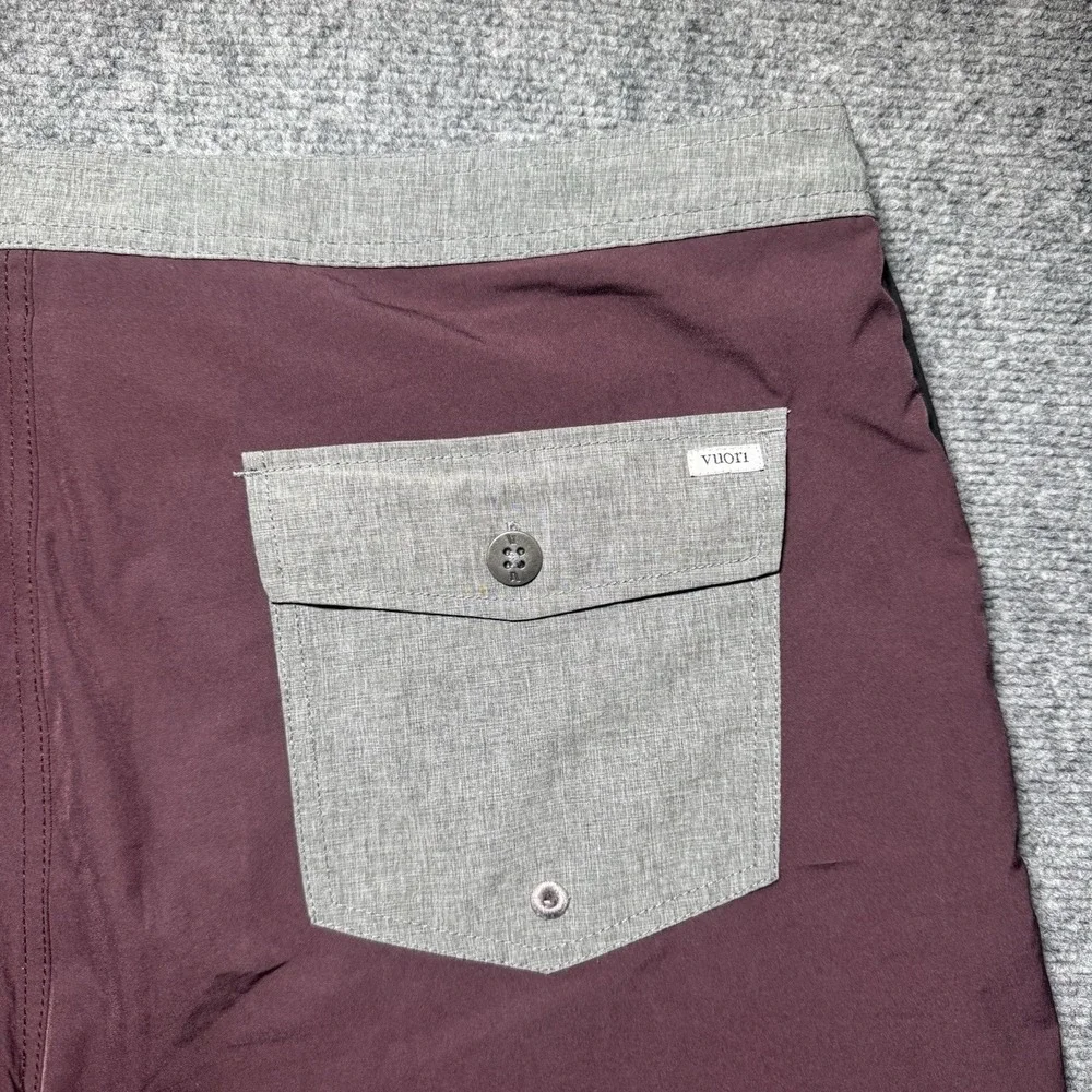 Vuori Peak Board Short Burgundy Red Gray Unlined Drawstring Swim Shorts Men 36x8
